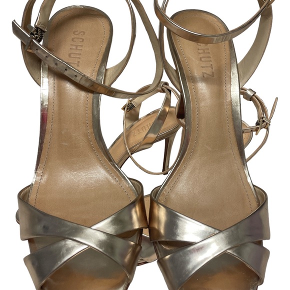 EEUC In box Schutz hold pumps Size 8.5 - Picture 2 of 5